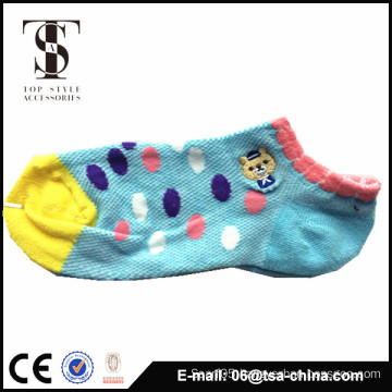 new design girl soft cotton sock,fashion round dots lady socks